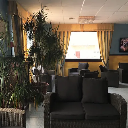 Don Pedro ホテル 3*